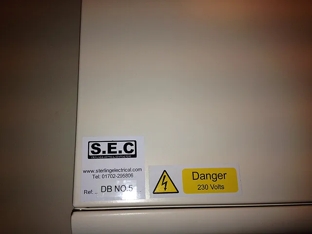 3 / 4 Sign - Electrical Repairs in South Benfleet, Essex